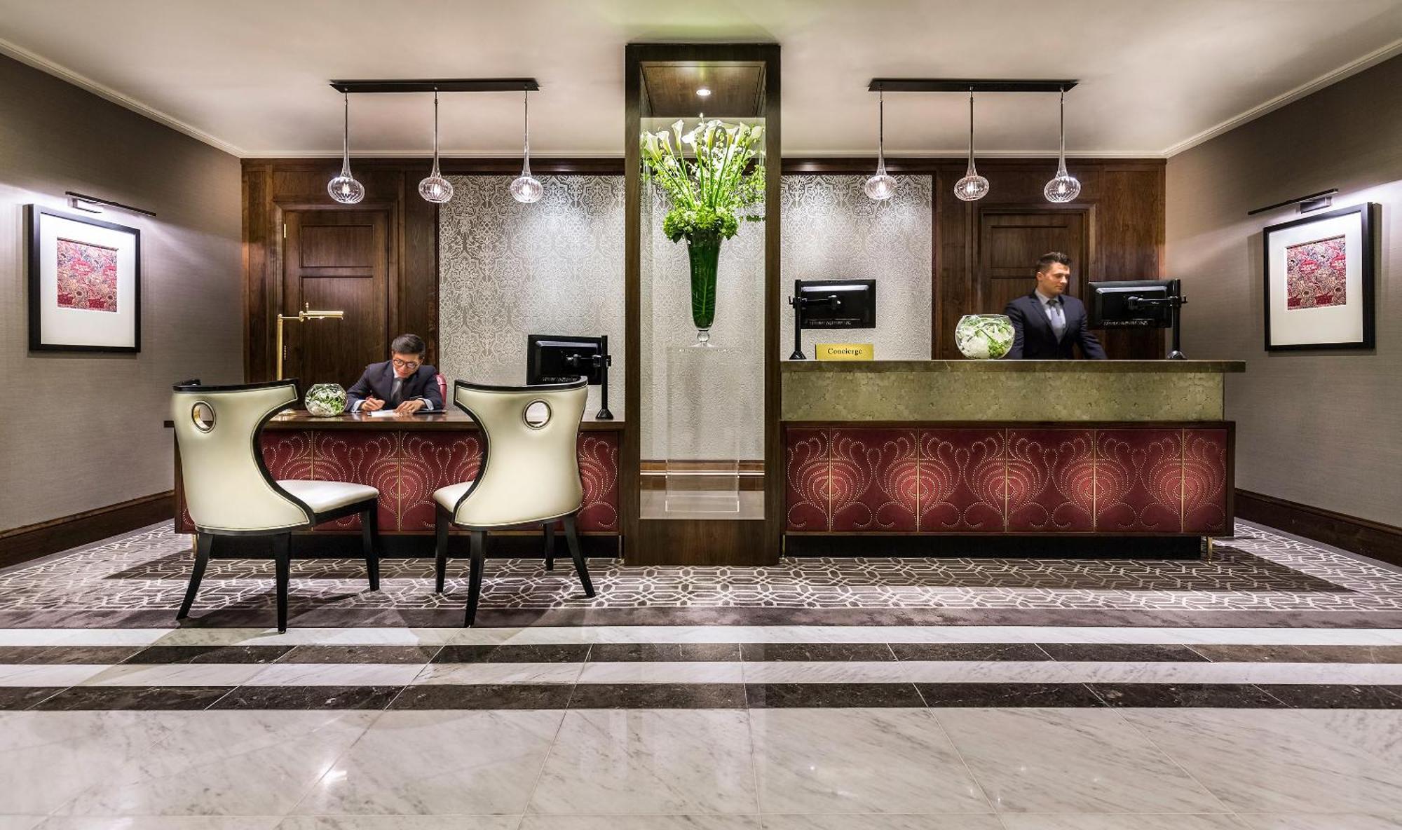 Taj 51 Buckingham Gate Suites And Residences London Exterior photo